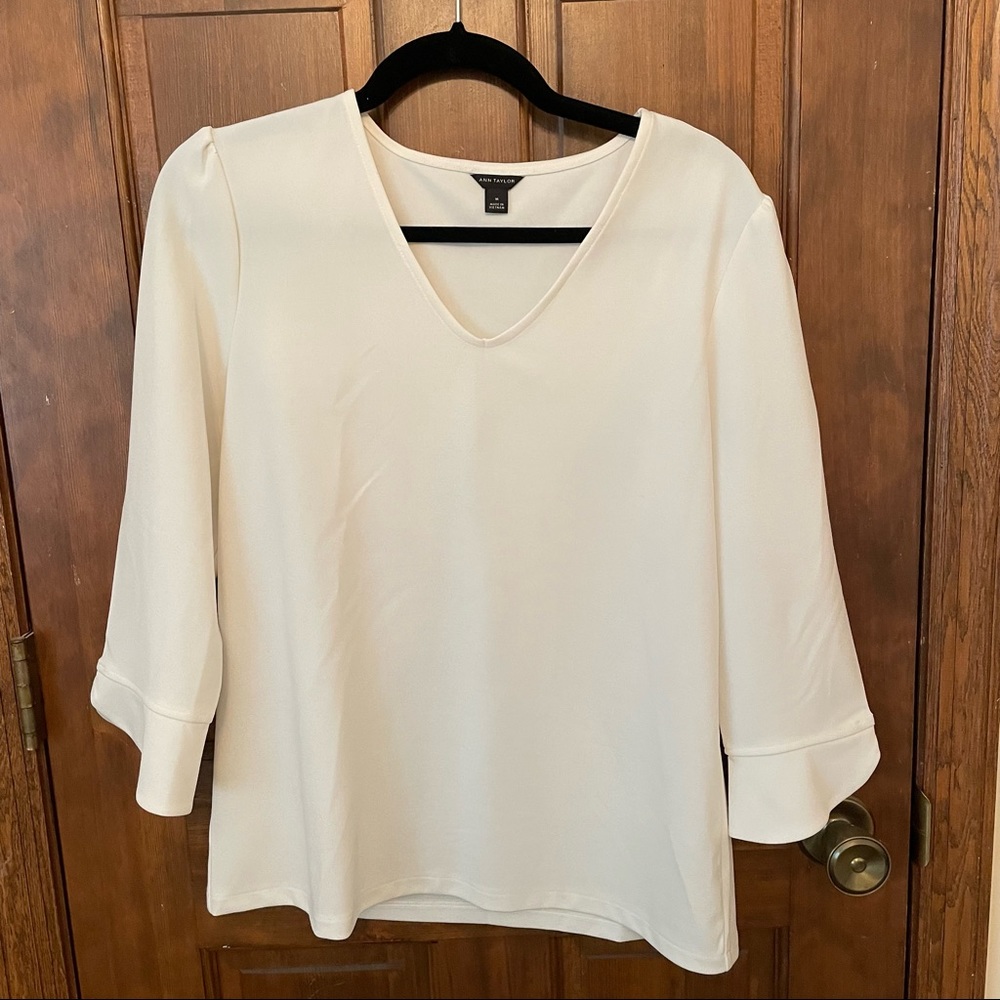 OPEN TO OFFERS Ann Taylor 3/4 Sleeve Blouse